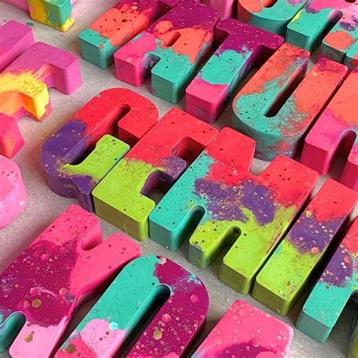 Sparkle Crayon Names: Custom Room Decor, Kids Learning Toy - Etsy