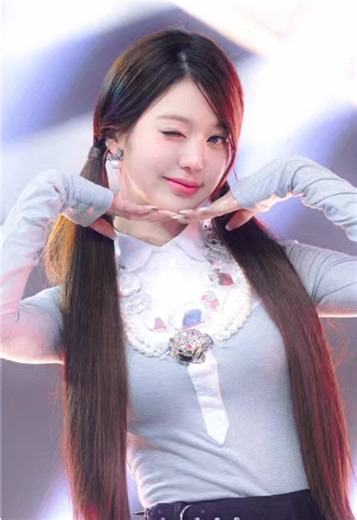 IVE Raih Juara Pertama dan Double Crown di Music Bank