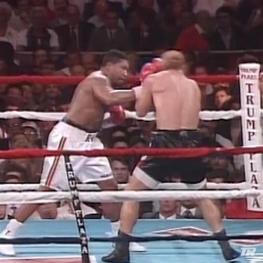 Ray Mercer was putting a beating on Tommy Morrison 🥶 | Top Rank Boxing