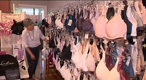 2.7K views | The shopping experience is now a very different one with retail guidelines unveiling a new era of 'contactless' shopping. | 7NEWS Central West | Facebook