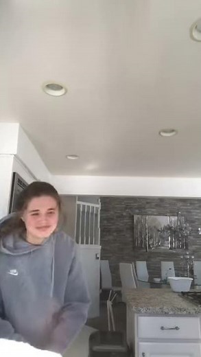 @jstwannabfamous bloated belly