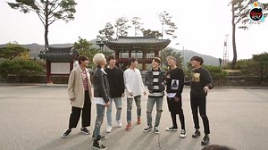 20K views · 899 reactions | (Jueves de Run) Run BTS! Episodio 10 (Sub español)  ©️Bang Bangtan ~Mili~ | ARMYs Purple BTS | Facebook