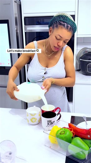 Let’s make breakfast 🍳 #olivia_chukwu