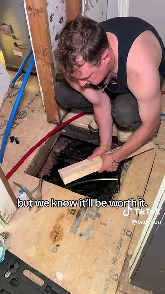 We bought a used double wide off FB Marketplace while I was pregnant ✨ A year later we’re still working on the inside figuring out electrical, DIY projects, and doing it all debt free. 🛠️ It’s not easy, but it’s our dream to create a home for our family and achieve financial freedom. 💛 If you love real-life home renovations, mobile home makeovers, and debt-free living hit follow. 💖 Thank you so much 💓 #doublewide #doublewidedream #diyreno #fixerupper #renovationseries