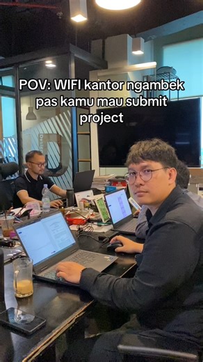 Life at Alien Design Consultant on Instagram: "Detik-detik submit project interior: • Jantung: deg-deg-an • Deadline: tinggal 3 menit • Wifi: aku lemot dulu ya bestie"
