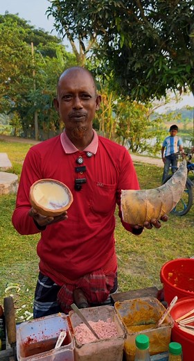 Don’t scroll! Watch how he makes bamboo yogurt Masala Chaat😱#reels #streetfood #fblifestyle | Street Food Finder