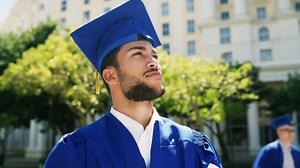 13 reactions · 3 comments | Do you know any soon-to-be or recent college graduates looking to take their career endeavors to new heights? Share our First Flyer opportunity to earn while you learn with them! https://bit.ly/2ticUCj | Freedom Mortgage | Facebook