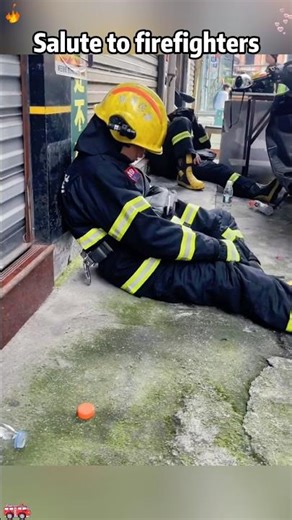 Firefighters Battle Late Night House Fire.#firerescue #firefighter #fireman #foryou
