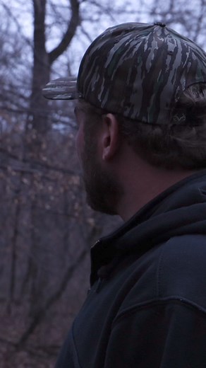New video today at 5pm CST! Episode 2 of Chasing Red coming your way as Drake Lamb looks ahead and keys in on two good days of weather. First turkey hunt of the year didn’t disappoint! #hunting #turkeyhunting #turkeyseason #spring #turkeyhunter #gobbler #gobble #chasingred #realtree | Midwest Whitetail