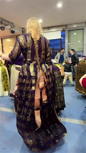 Kovacs Gaspar (@kovacs.gaspar)’s videos with Cila - Sandu Ciorba