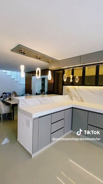 Vídeos de cocinas integrales modular (@cocinasintegralesmodular) con «sonido original - Alex Dey»