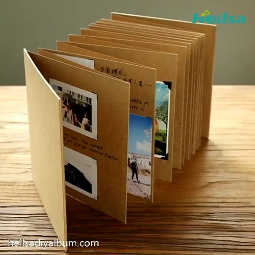 Creative Kraft Accordion Scrapbook Ideas