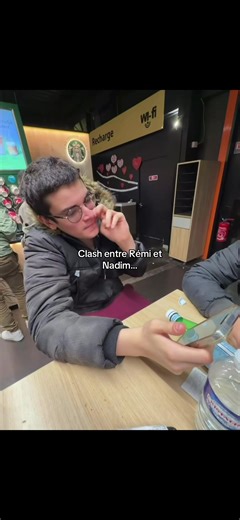 Reste bien jusqu’à la fin…😂 @Demo #demonexion #nadim #remi #drole #youtube