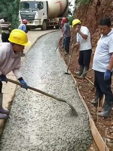 Concrete pouring process for road widening