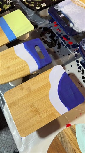 Satisfying Epoxy Pouring Morning Experience