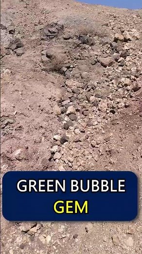 GREEN BUBBL GEM ! #quartz #mining #crystals #rockhounding #geology #minerals #shorts
