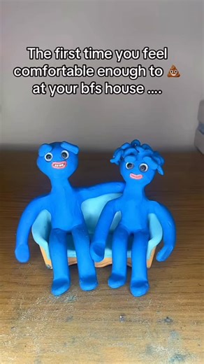 2.6K views · 546 reactions | How’s everyone’s weekend been? Me and blue are off up north for a few days today and soooo excited!  . . . . . #libbysanimations #stopmotion #claymation #animation #couplecomedy #couplegoals #funny #comedy #meme #relationshipgoals #cute #lol #itistime #trendingsound #toilethumour | Lizabethh Mulligan | Facebook