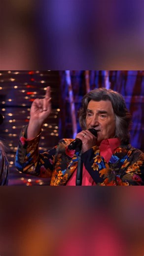 Gaither Music on Instagram: "Just a little talk with Jesus makes it right! 🙌 #GaitherMusic"