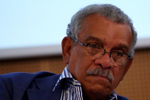 Nobel laureate Derek Walcott dies: U of T's Fisher library has 160 boxes of his drafts, notes and sketches