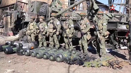 31K views · 1.1K reactions | The Russian Airborne Forces (VDV) have destroyed a Ukrainian Army convoy and captured several anti-tank weapons including 8 FGM-148 "Javelin", an NLAW, and 5 Panzerfaust 3 anti-tank launchers. #MaxDefense #MaxDefensePH #UkrainianArmy #RussianAirborneForces #VDV #RussianInvasionOfUkraine | MaxDefense Philippines | Facebook
