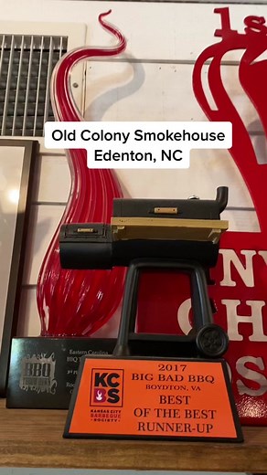 Trust me, you’re going to want to get here early! #nc #northcarolina #bbq #barbecue #edentonnc #nccheck #ncblogger #usa