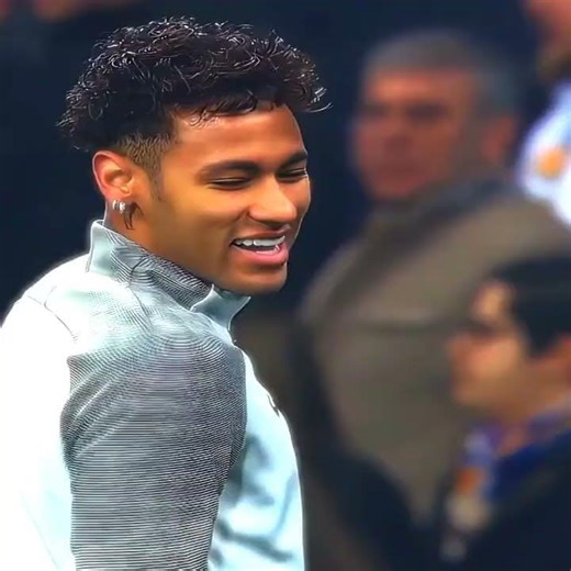 quase 1,9k vamo pra cimaaa. music ib:@JPEdits00 #neymar #neymardribles #music #edit