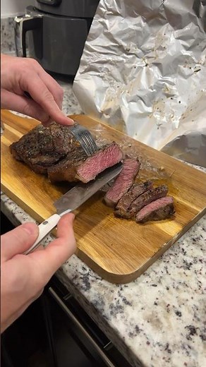 How to GRILL the PERFECT New York Strip Steak! 🥩