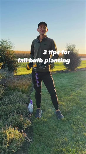 124K views · 3.4K reactions | I love to plant bulbs in the fall...