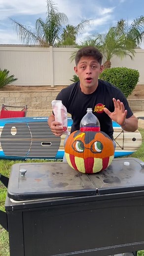 Yo Pumpkin Potter did the disappearing spell ⚡️#fyp #fy #science #tiktokscience