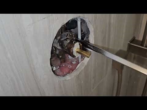 Shower won't stop running water #plumbing #moen #handyman