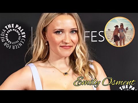 Take A Look At These Inappropriate Bikini Photos - Last One Will Make You Hot | Emily Osment