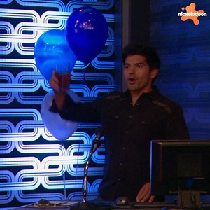 Definitivamente Cat y Jade saben como hacer un show 🤩❣️🎤 #Victorious | Nickelodeon en Español