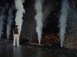 TOUR 🔥 LATAM ✨ @entretantagente los volveré a ver… o nos encontraremos por primera vez. Hoy comienza la cuenta atrás 🎙️🪽🌎 | Sebastian Yatra