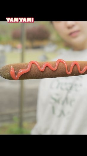 얌야미 on Instagram: "#🌭 #부들 #부들먹방 #핫도그 #핫도그먹방 #먹방 #먹방asmr #asmrfood #asmr #cattails #bulrush #typha #香蒲 #蒲 #mukbang #mukbangeatingshow #eating #eatingshow #eatingsounds"