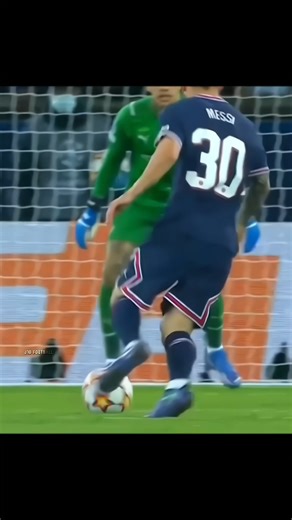 The Goal That Shocked Man City 😱 | Messi