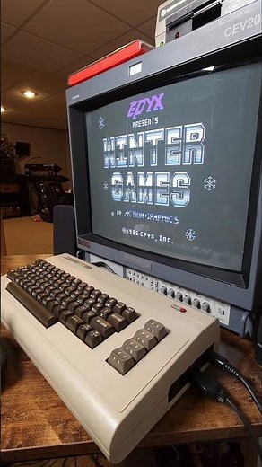 Playing Winter Games on the Commodore 64, 1985 #shorts #retrogaming #asmr