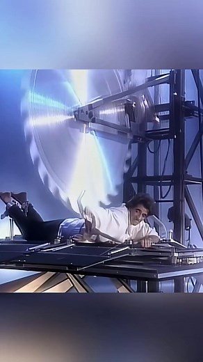 The Truth Behind the Body-Slicing #Trick | Tech WizardsGenius