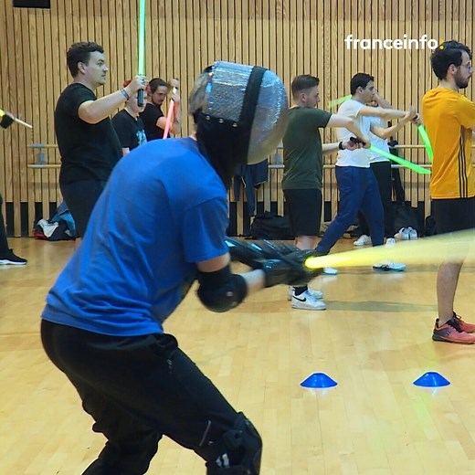 107K views · 767 reactions | ⚔️ Les jedis et padawans du sabre laser s'affrontent ce week-end lors l'Open de France de la discipline à Paris. Un vrai sport et du grand spectacle. | Franceinfo | Facebook
