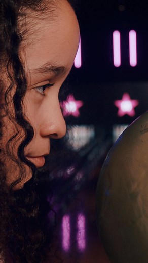 Hollywood Bowl O2 guarantees non-stop fun for the entire family. Let the good times roll 🎳 | Hollywood Bowl at The O2