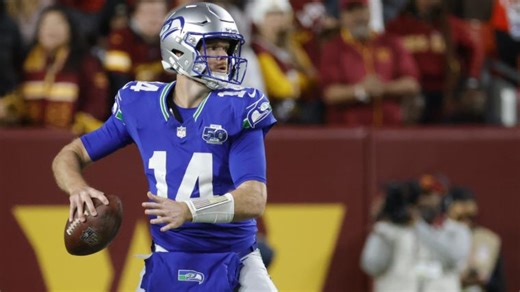 Why Seahawks have a different helmet logo with today’s uniforms vs. Vikings