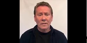 7.7K views · 451 reactions | Robin on the new album ‘Bigga Baggariddim’ which will be released this coming Friday (June 25th)! Listen to the already released tracks and pre order here - https://smarturl.it/bigga-baggariddim Big love UB40 #UB40 #BiggaBaggariddim #Reggae #Music #Collaboration | UB40 | Facebook