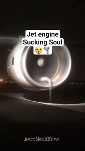 Jet Engine Sucking water? Here's What You're Seeing! 💨💧