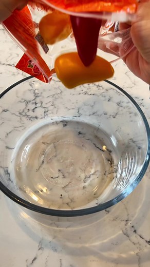 #veggies#vegetables#pepper#peppers#spice#sweet#spicy#food#asmr#asmrsounds#asmrfood#satisfy#refill#restock#restockasmr#refillasmr#relax#satisfy#organize#pantry#pantryrestock#fridge#fridgerestock#fridgerefill#clean#cleaning#cleantok#routine#anchor#rubbermaid#pyrex#kitchen