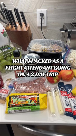 New year, same good habits #flightattendantlunchbag #flightattendantmealprep #mealprep #flightattendantlife #fyp