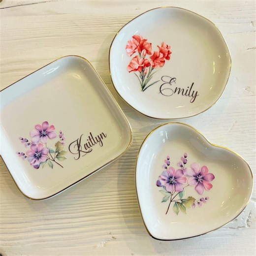 Personalized Birth Flower Trinket Dish: Watercolor Floral Jewelry Holder - Etsy