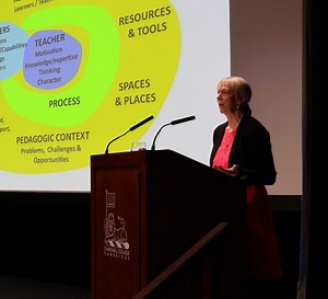 Adapting, adopting and implementing bilingual approaches in our programmes - World of Better Learning | Cambridge University Press & Assessment | Cambridge English