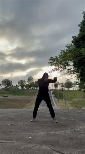 Shadow Box this morning 22526#JB