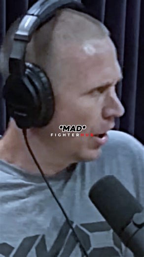 How Justin Gaethje Met His Coach🥊🤣