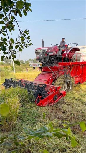 Mahindra harvester working #shorts #trending #tractor