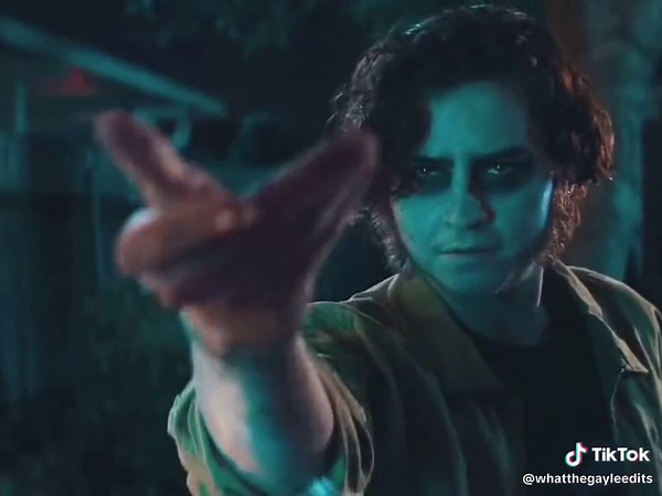 The other day i heard this song and thought of this movie and i finally got around to making this #lisafrankenstein #zeldawilliams #kathrynnewton #colesprouse #lizasoberano